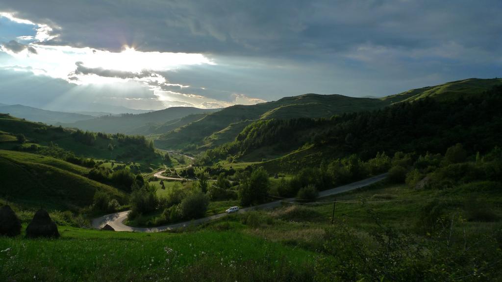 Woodenhouse Maramures Вишеу-де-Сус Экстерьер фото